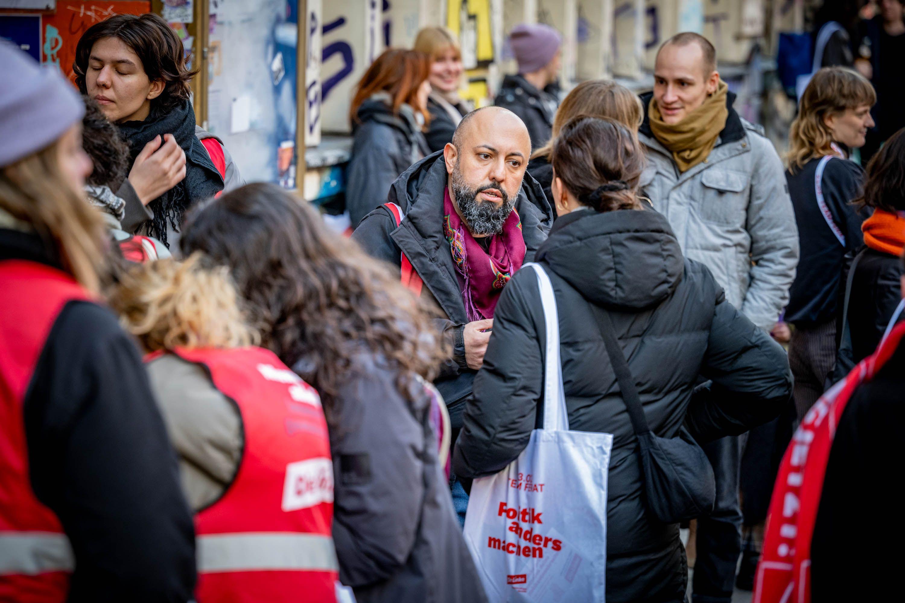 Ferat Koçak in seinem Wahlkreis in Neukölln, 1. Februar 2025.