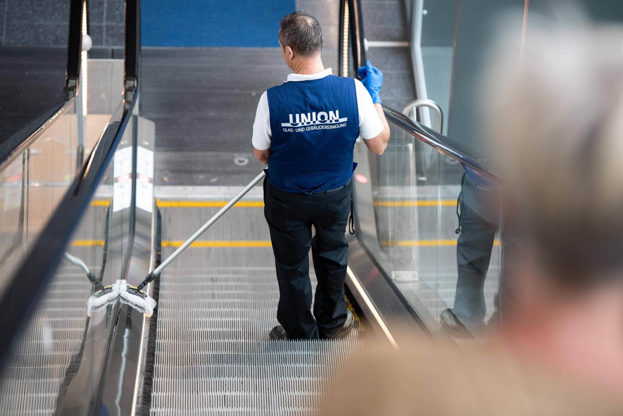 8,6 Millionen Beschäftigte verdienen bisher unter 12 Euro Stundenlohn.