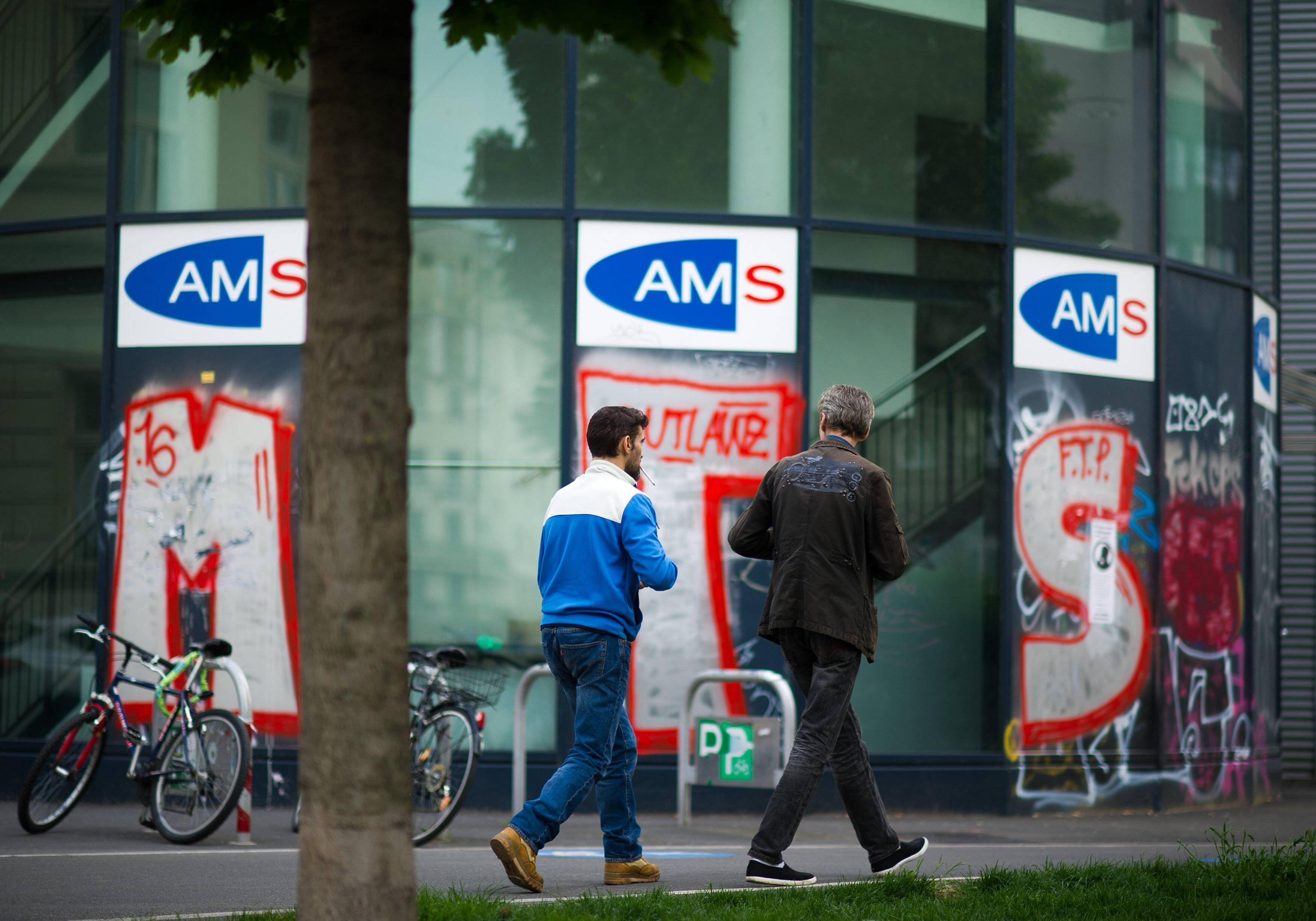 Mit der Streichung des Zuverdienstes sollen Arbeitslose bestraft werden.