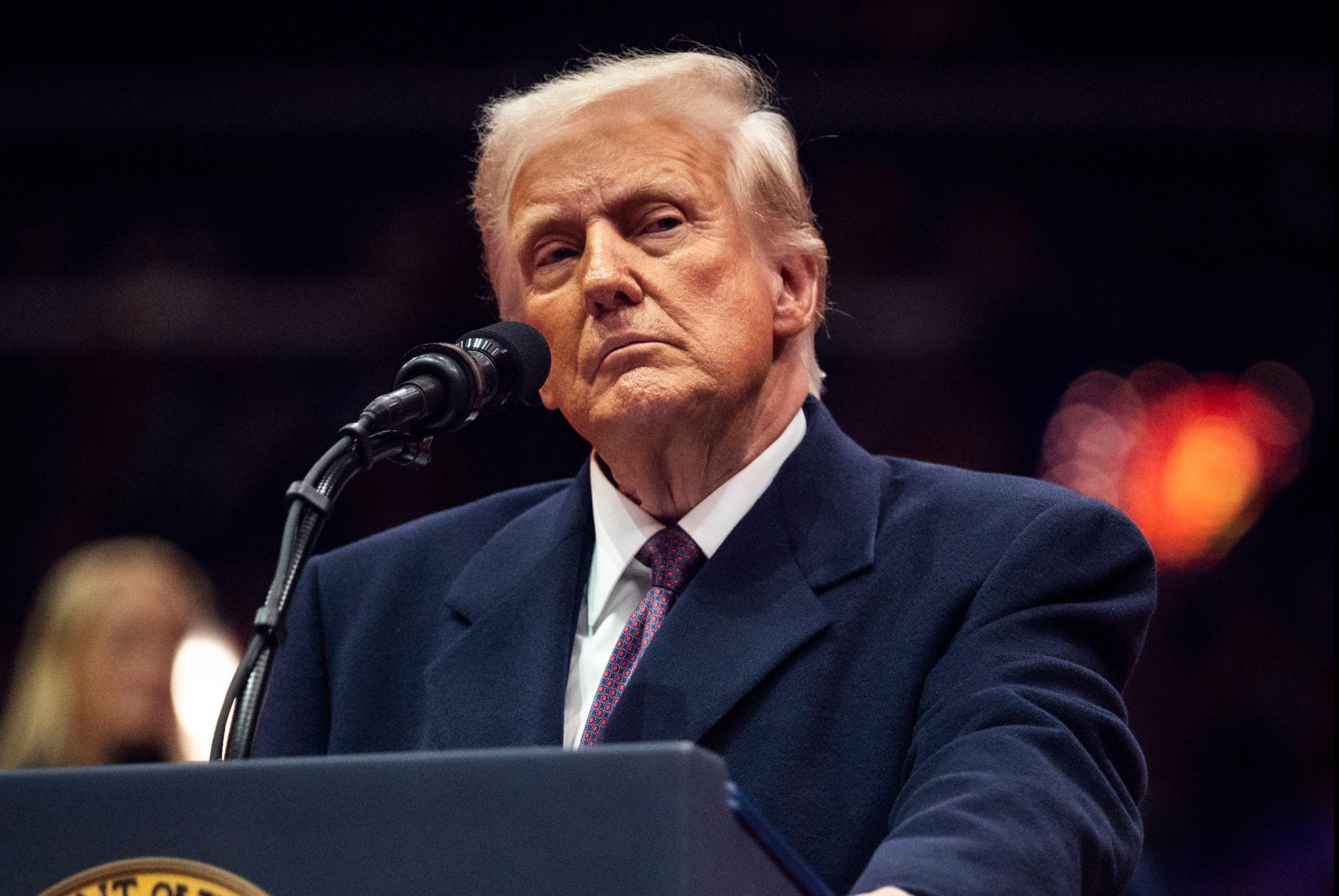 Inszeniert sich als Mann der Stärke: Donald Trump beim Amtsantritt in Washington, 20. Januar 2023.