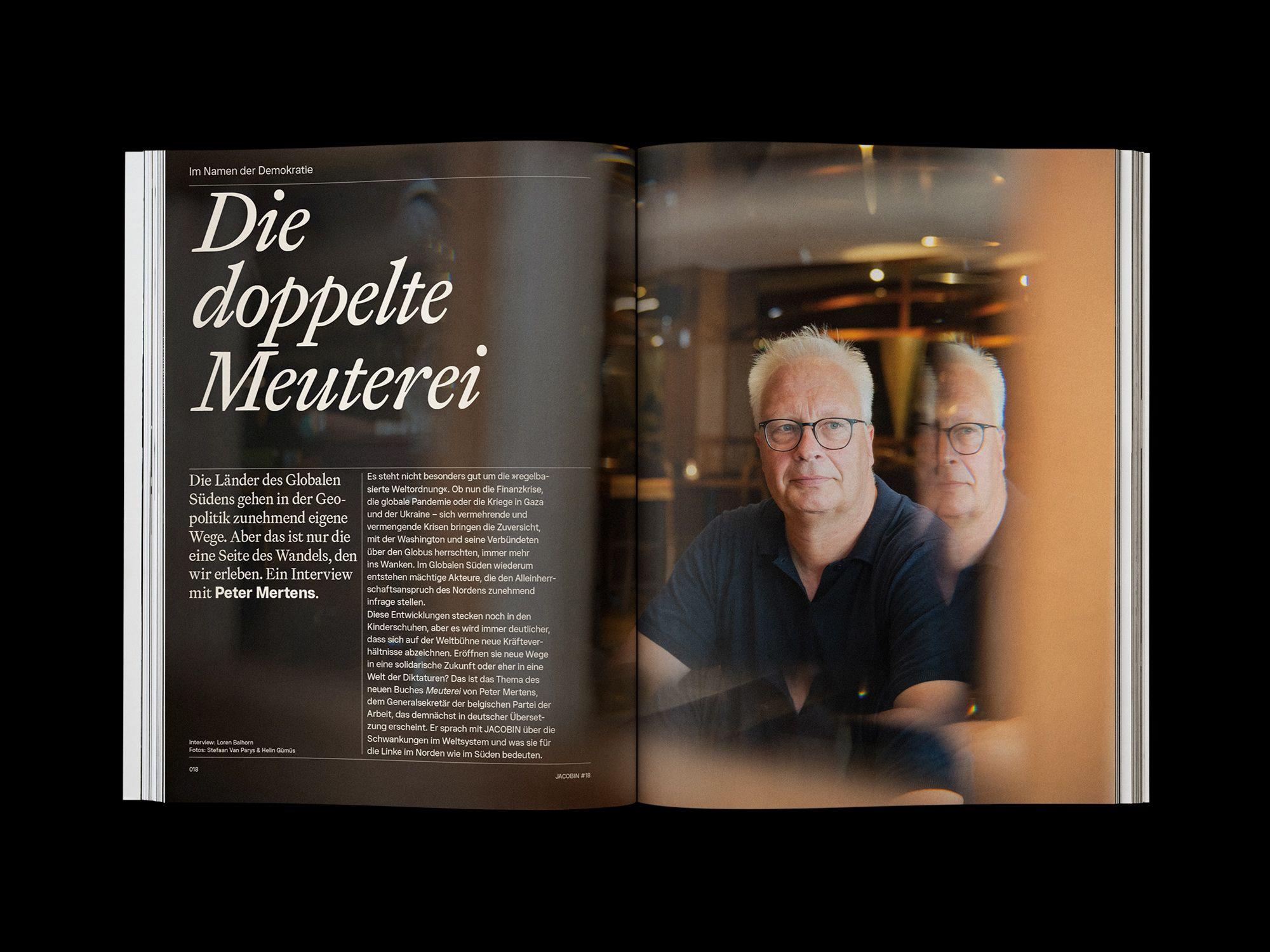 Doppelseite der JACOBIN Ausgabe #18 »Im Namen der Demokratie«