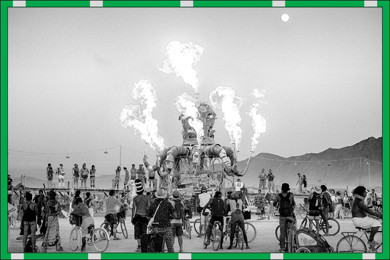 Dieses feuerspuckende Monster vom Burning-Man-Festival könnte das Wappentier von Neom sein.