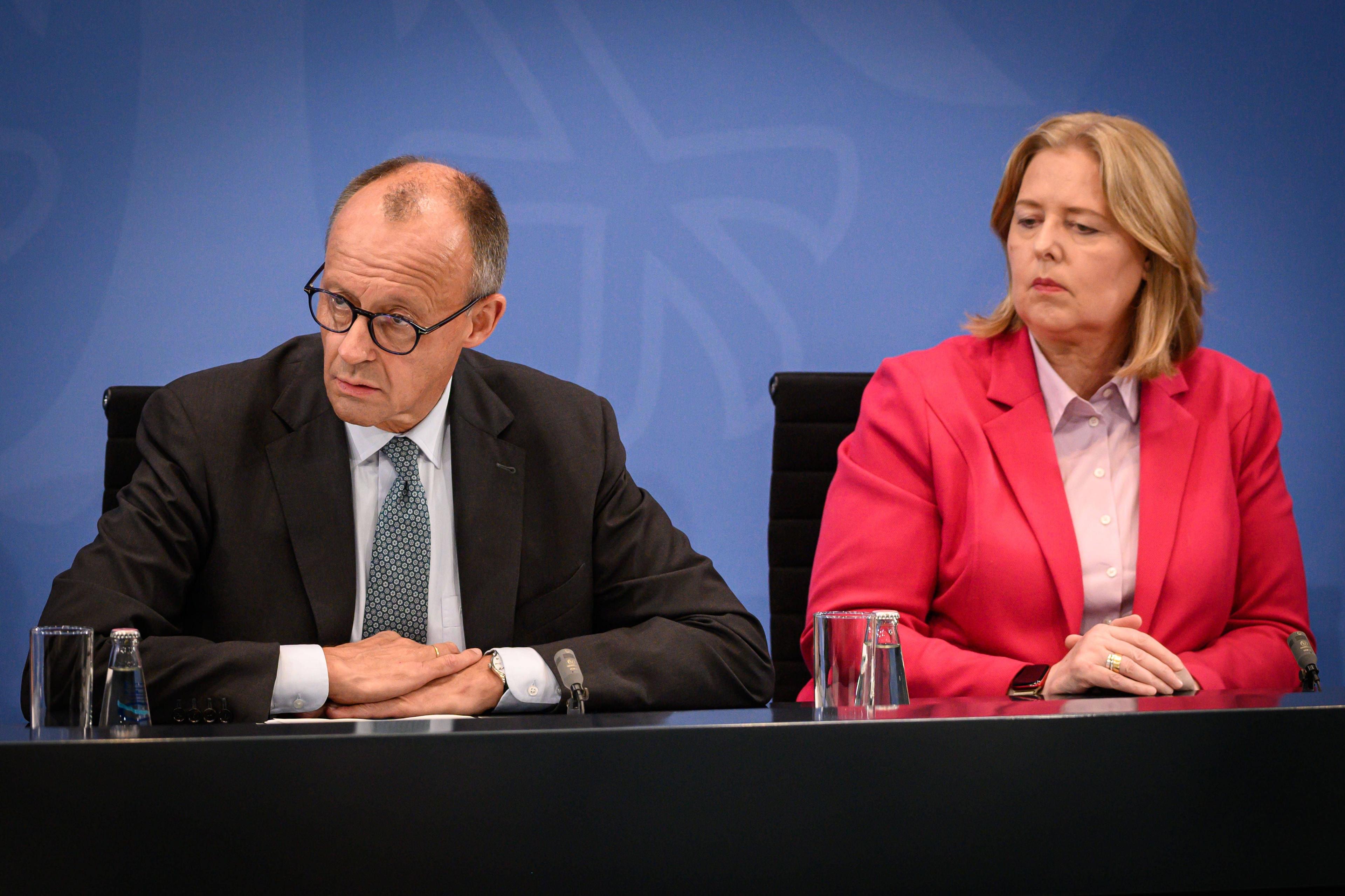 Friedrich Merz und Bärbel Bas bei der Pressekonferenz zu den Ergebnissen des Koalitionsausschusses, Aufnahme vom 3. September 2025.